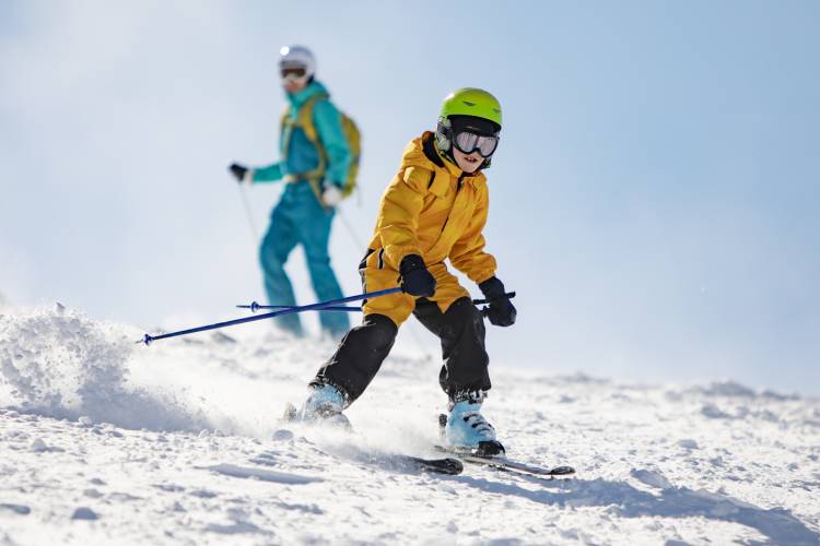 two people skiing in Telluride CO